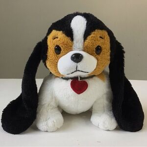 Hallmark Basset Hound Puppy Dog Plush Stuffed Animal Long Floppy Ears Heart Tag